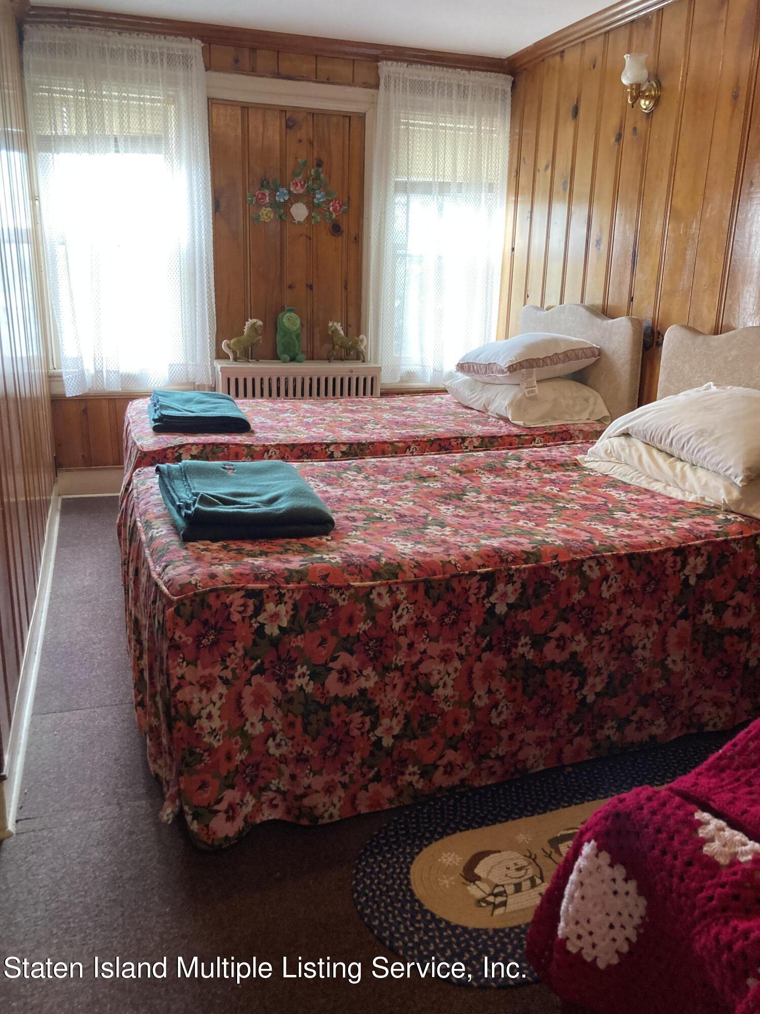 314 Oder Avenue Staten Island, NY 10304 - Photo 12 of 15 IMG_4336