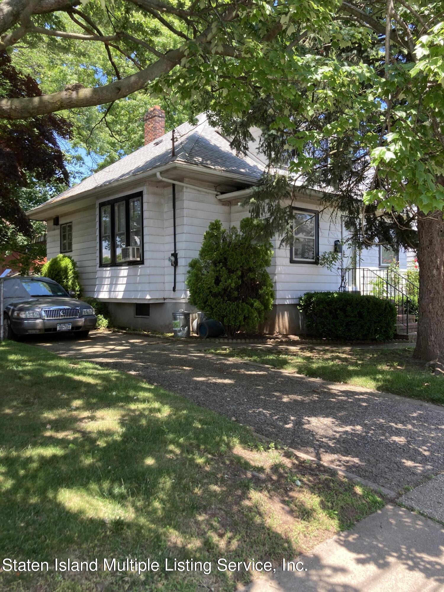 314 Oder Avenue Staten Island, NY 10304 - Photo 2 of 15 IMG_4136