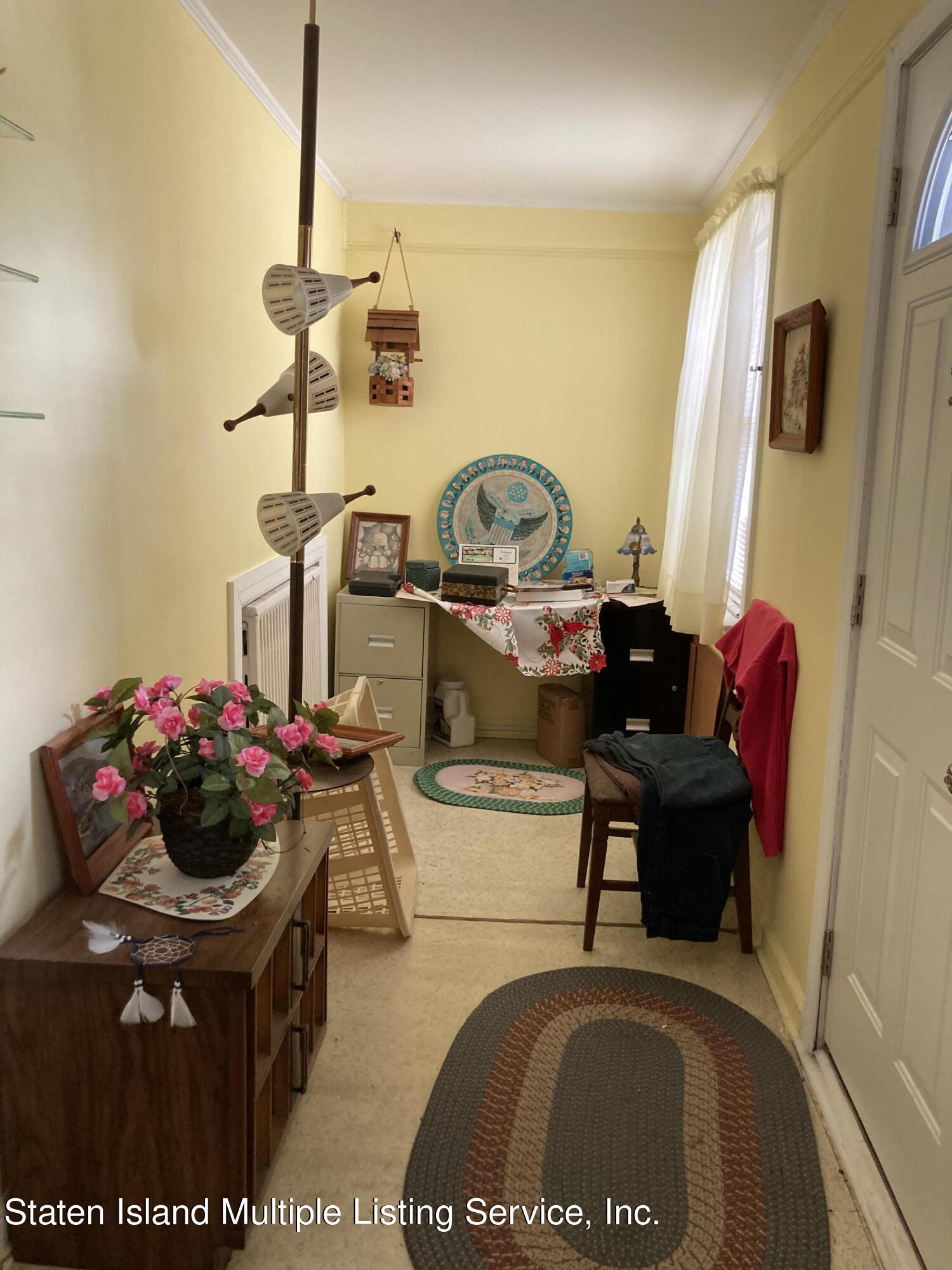 314 Oder Avenue Staten Island, NY 10304 - Photo 7 of 15 IMG_4338