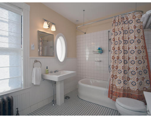 13 Addison Street Arlington, MA 02476 - Photo 14 of 27 Gallery Image 14