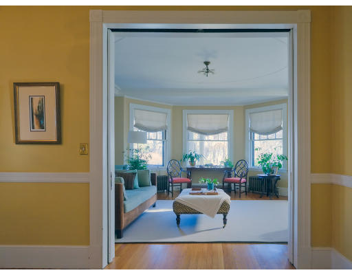 13 Addison Street Arlington, MA 02476 - Photo 3 of 27 Gallery Image 3