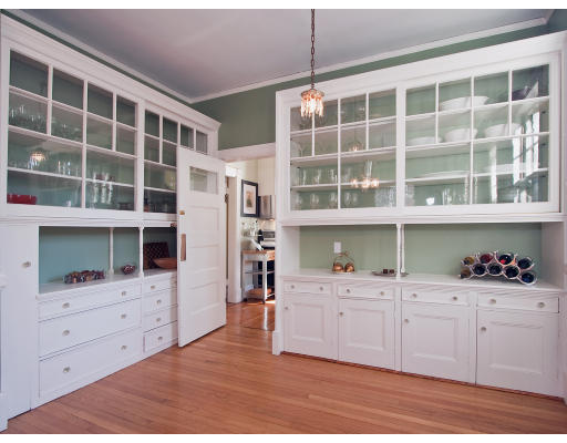 13 Addison Street Arlington, MA 02476 - Photo 8 of 27 Gallery Image 8