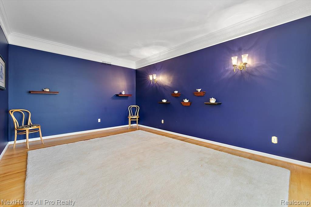 2116 Mapleridge Road Rochester Hills, MI 48309 - Photo 25 of 57