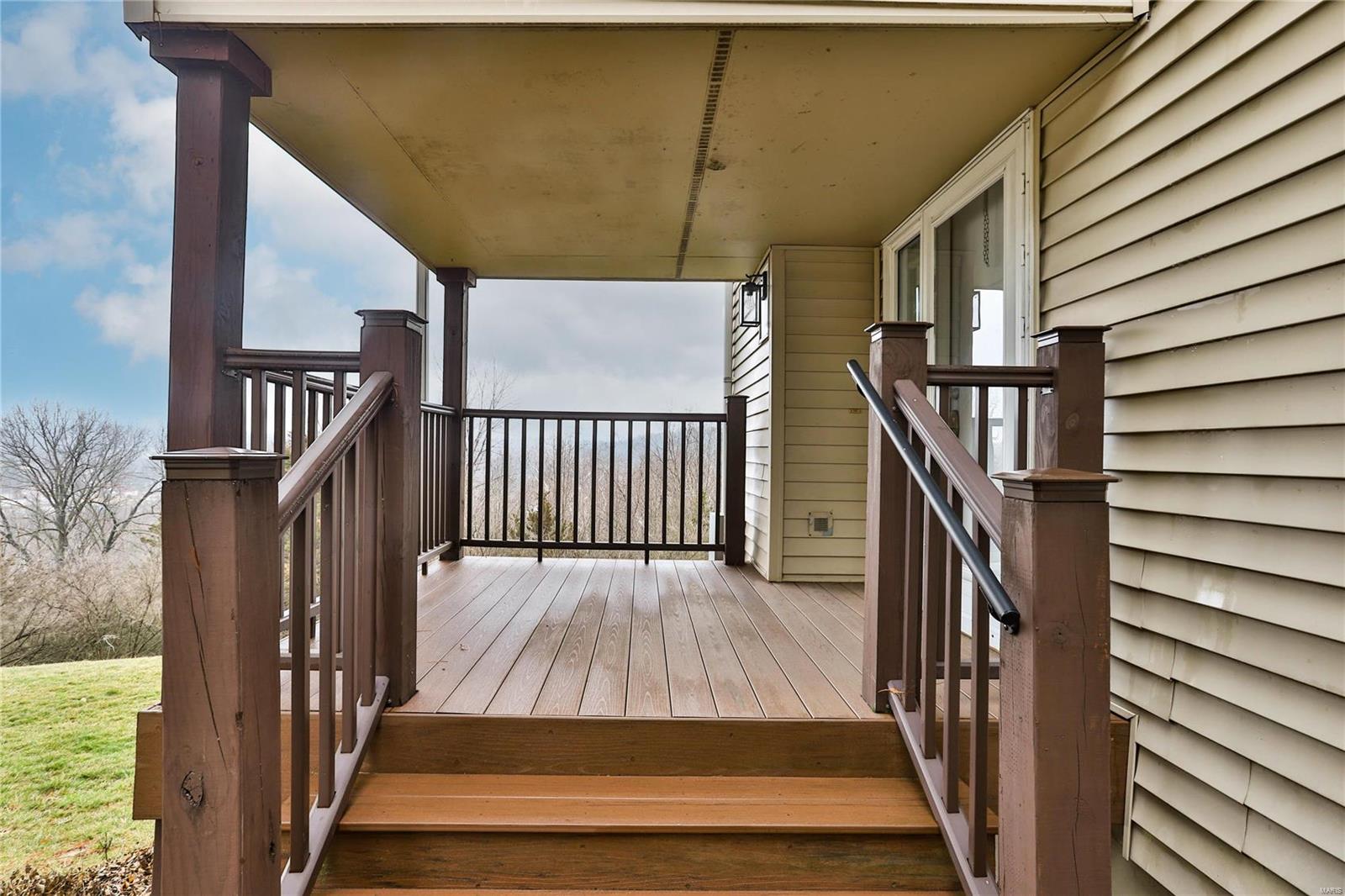 1832 Ridgeview Cir Drive Manchester, MO 63021 - Photo 2 of 27 Gallery Image 2