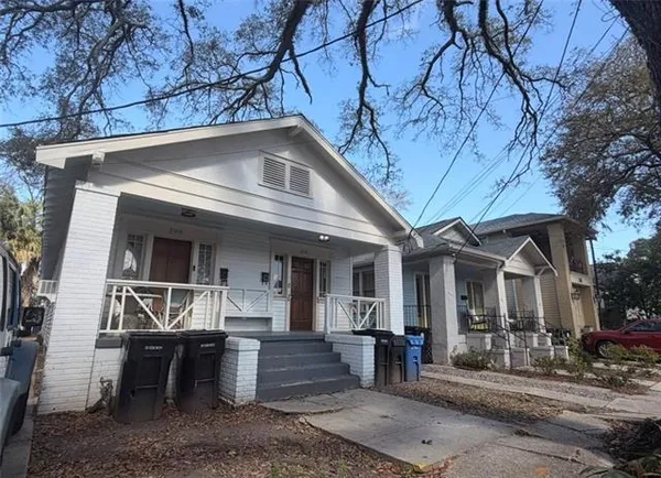 $1,900 | 310 Broadway Street, New Orleans, LA 70118