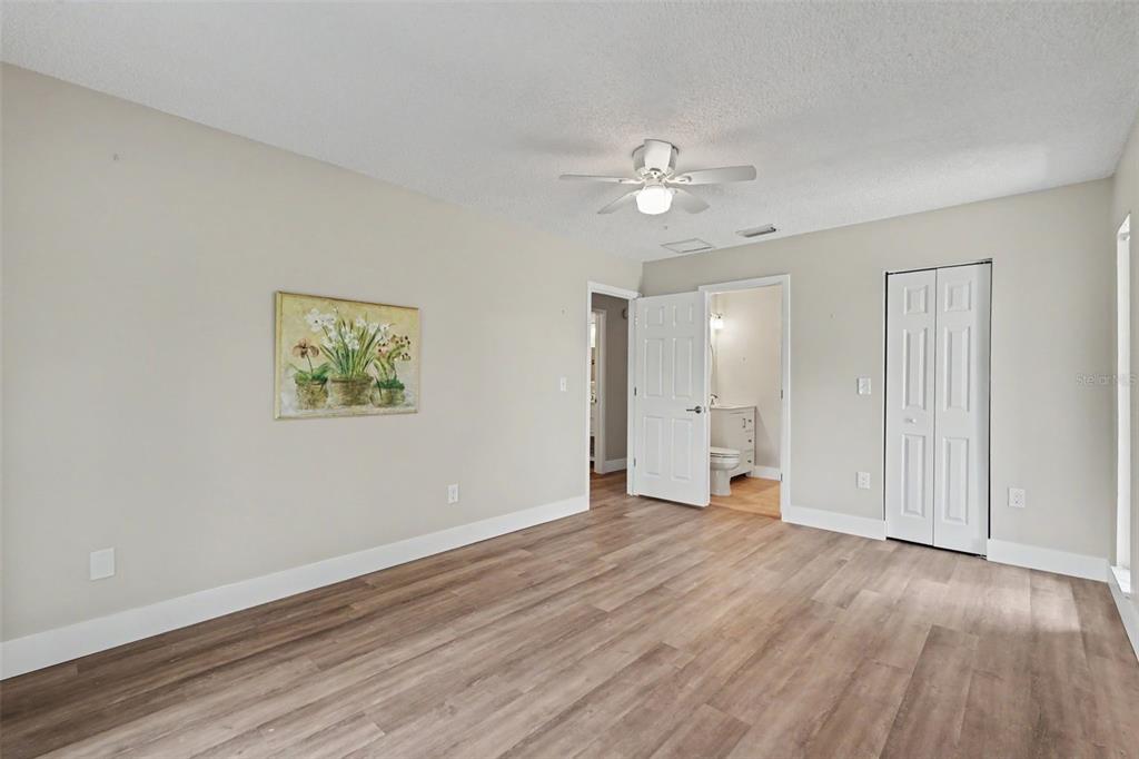 1502 16th Circle Southeast, Unit 28 Largo, FL 33771 - Photo 19 of 48