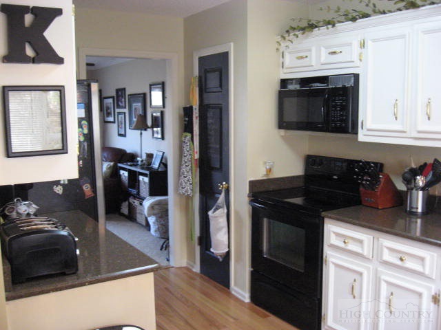 370-34 Meadow Ridge Road Boone, NC 28607 - Photo 18 of 36 Gallery Image 18