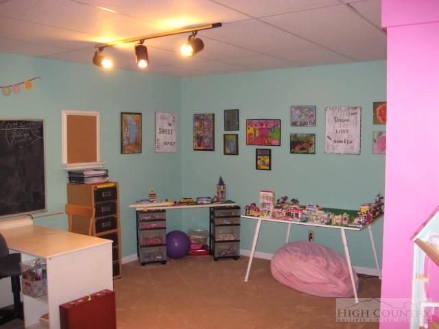 370-34 Meadow Ridge Road Boone, NC 28607 - Photo 24 of 36 Gallery Image 24
