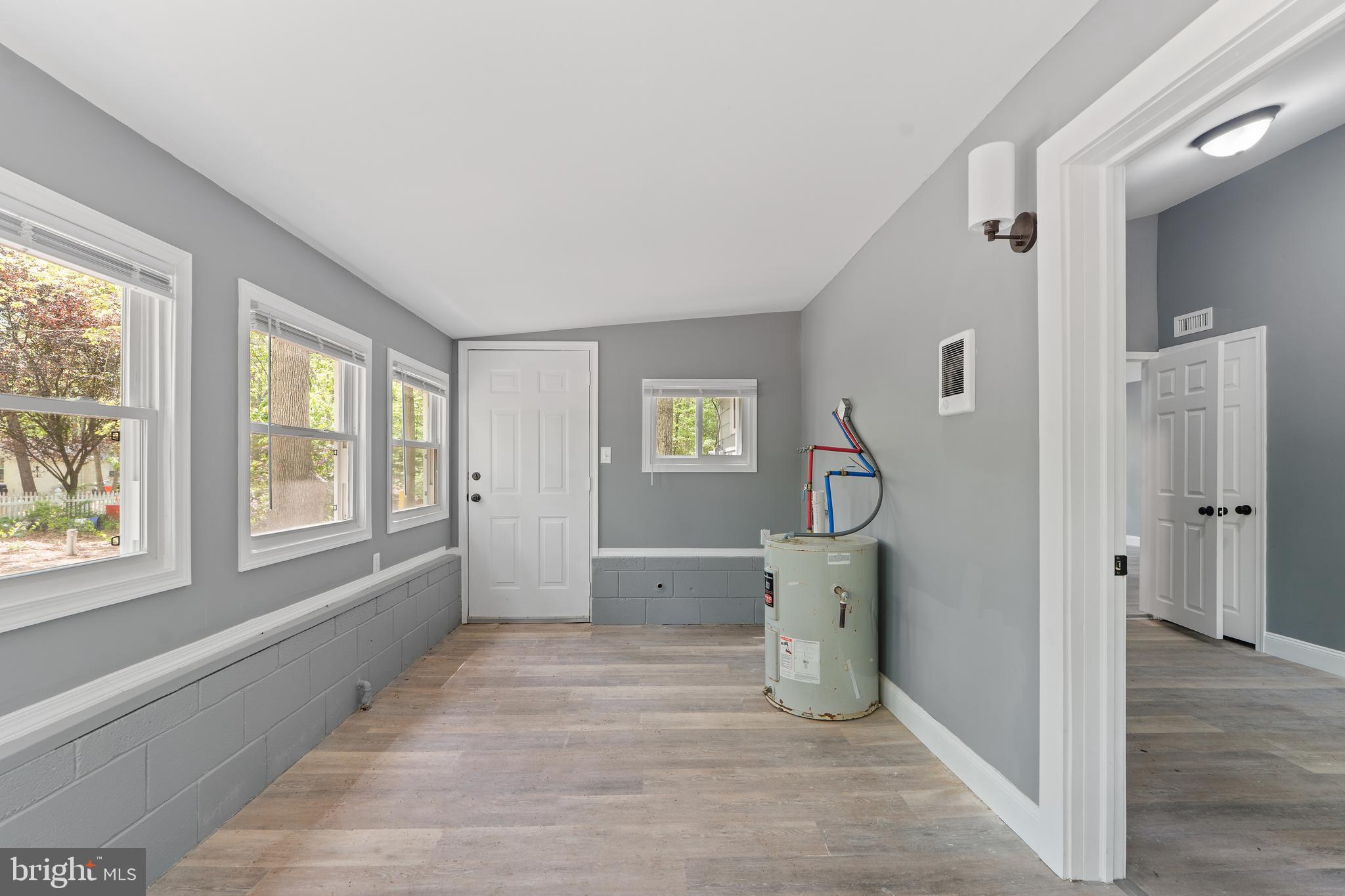 328 Jute Road Millville, NJ 08332 - Photo 19 of 28 a view of an empty room and window