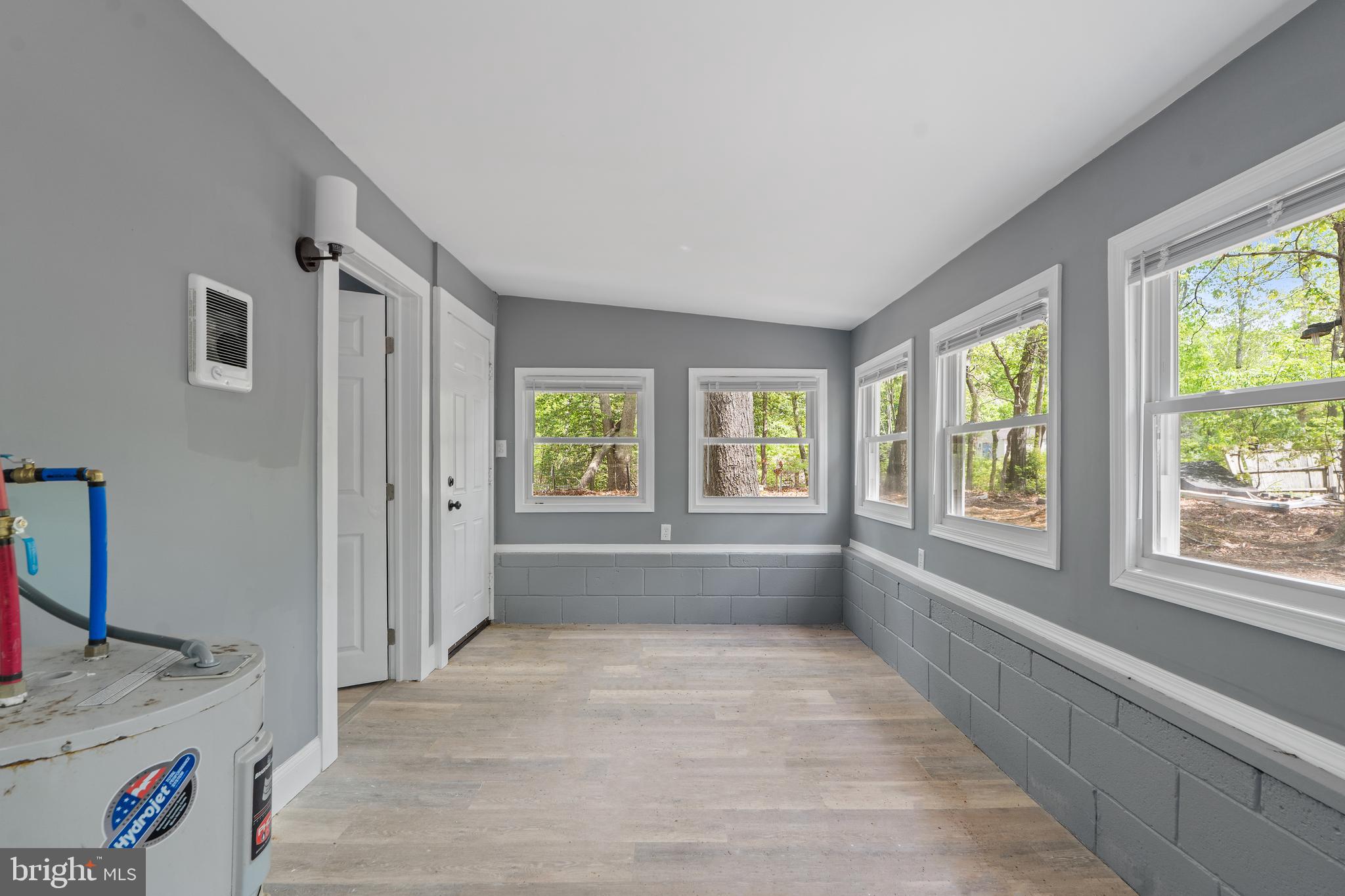 328 Jute Road Millville, NJ 08332 - Photo 20 of 28 a view of an empty room with a window