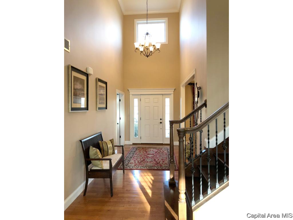 205 Ramblewood Road Chatham, IL 62629 - Photo 5 of 33 Gallery Image 5