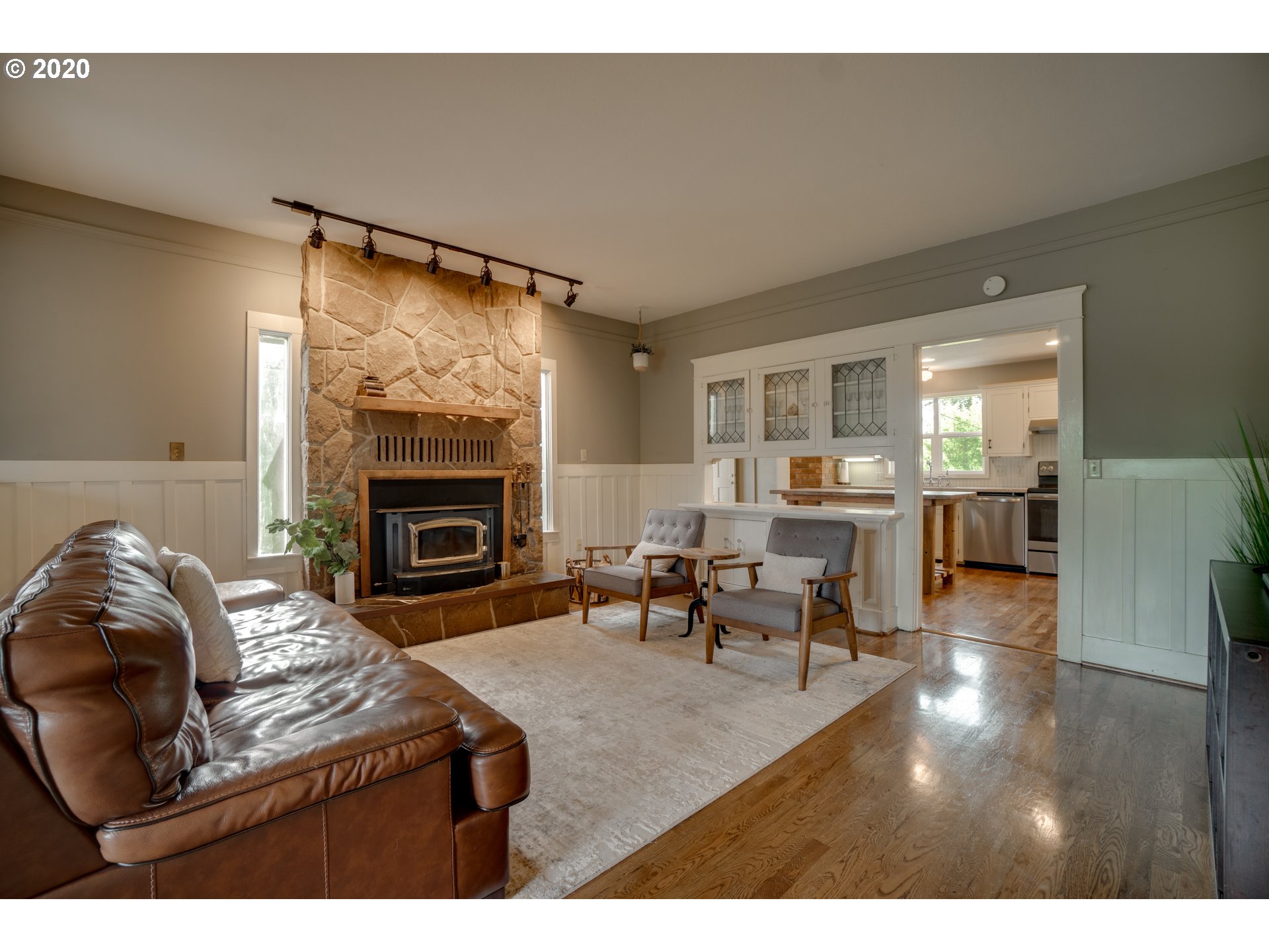 14394 Ehlen Road Northeast Aurora, OR 97002 - Photo 5 of 32 Gallery Image 5