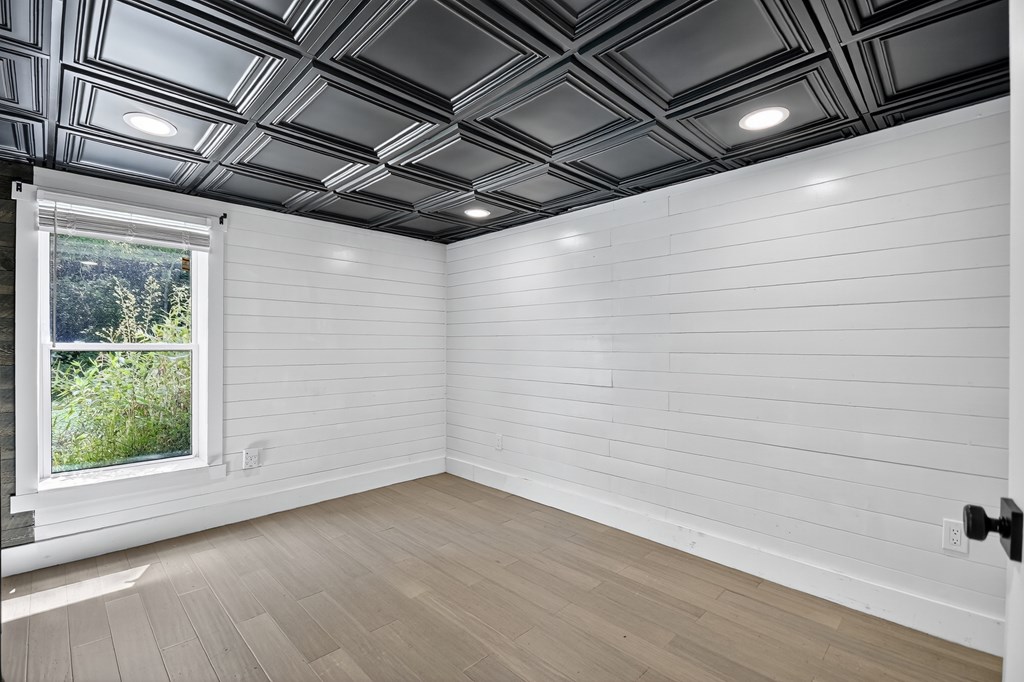 1146 Galloway Road Blue Ridge, GA 30513 - Photo 17 of 33 a view of empty room with wooden floor