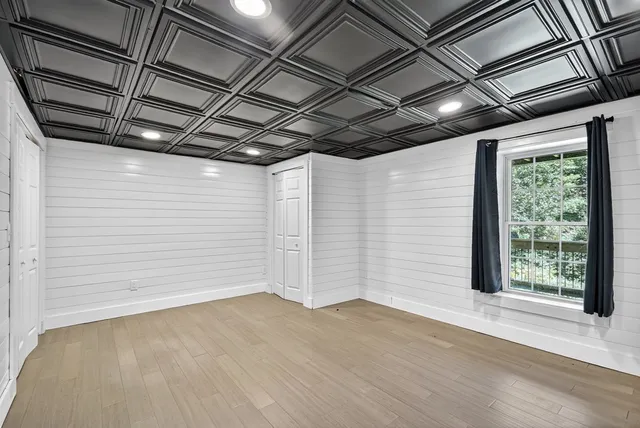 a view of empty room