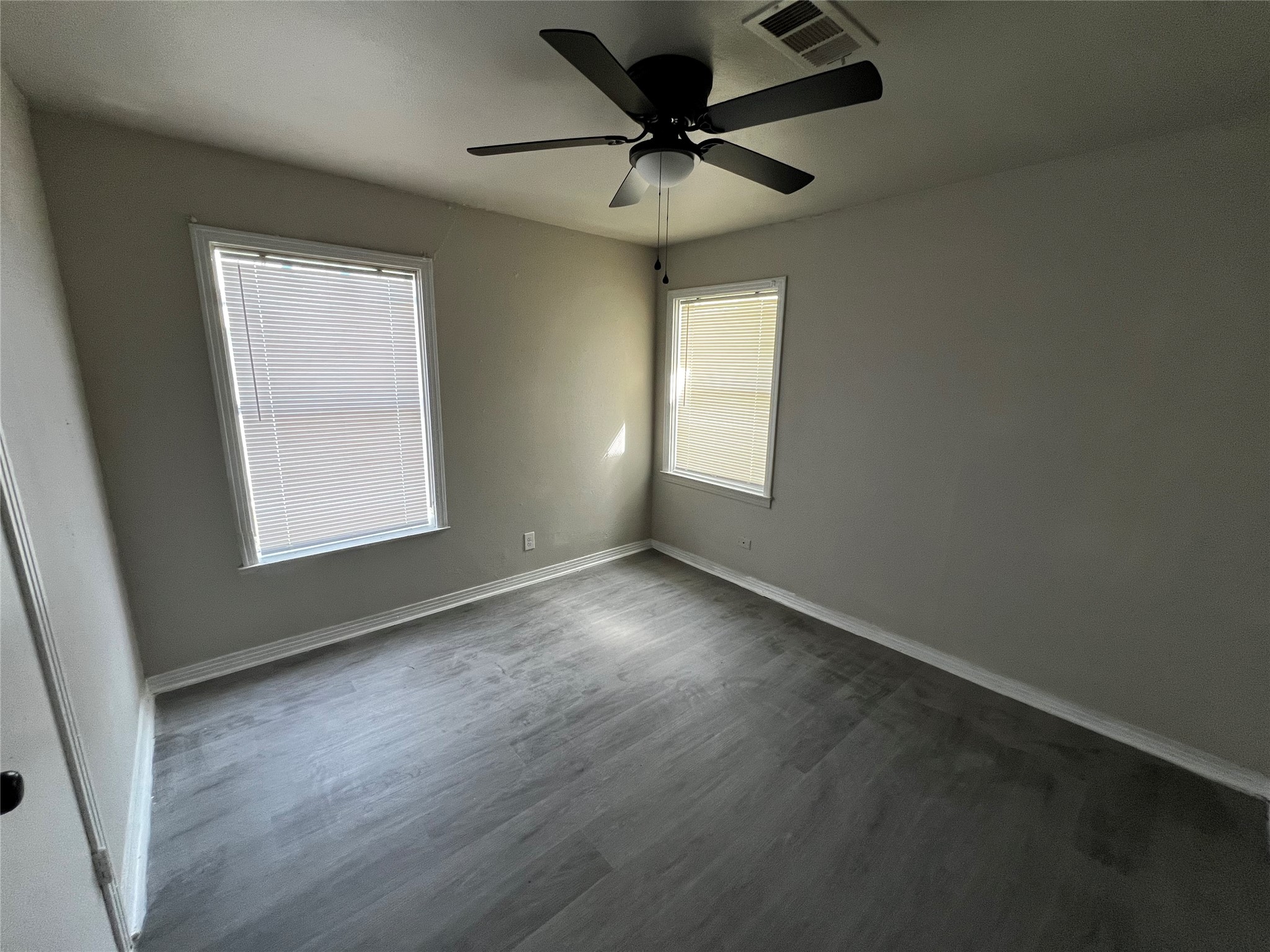 5727 Doolittle Boulevard Houston, TX 77033 - Photo 12 of 14