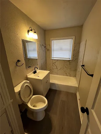 $1,995 | 5727 Doolittle Boulevard, Houston, TX 77033