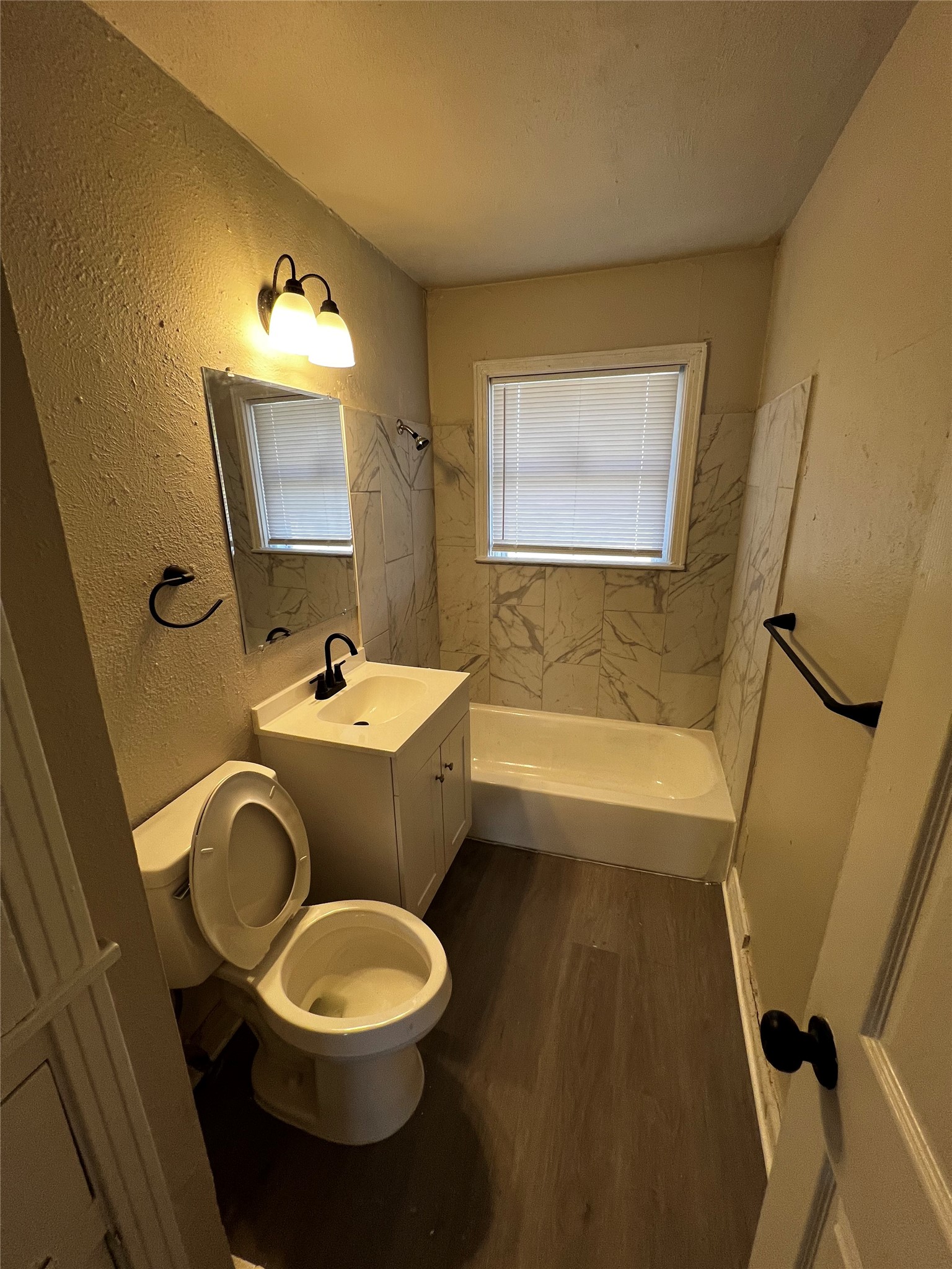 5727 Doolittle Boulevard Houston, TX 77033 - Photo 13 of 14