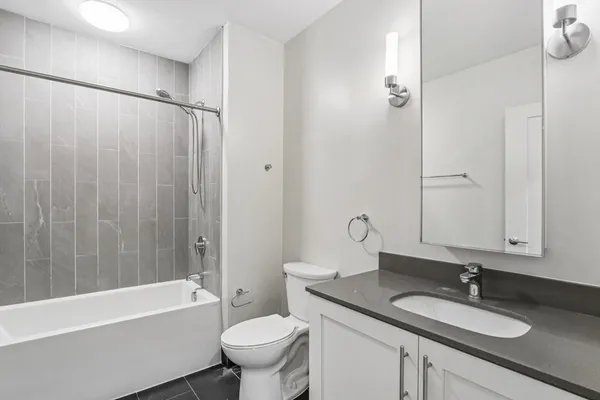 $3,250 | 77 New Street, Unit 115, Cambridge, MA 02138