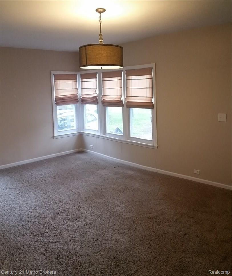 3538 Davison Road Lapeer, MI 48446 - Photo 4 of 28 20171028_115303.jpg