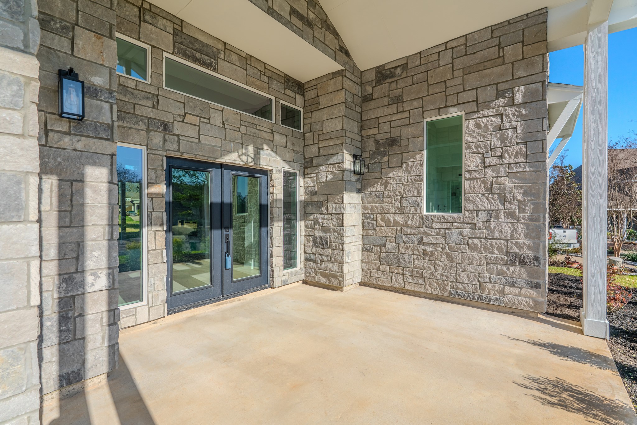 5 Edgewood Circle Montgomery, TX 77356 - Photo 4 of 44