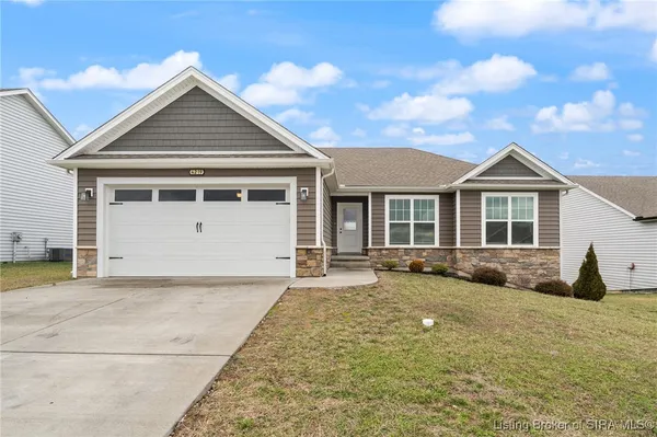 $389,900 | 4219 Toms Way, Jeffersonville, IN 47130