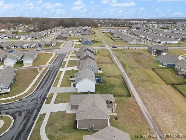 $389,900 | 4219 Toms Way, Jeffersonville, IN 47130