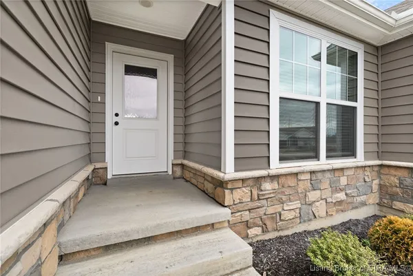 $389,900 | 4219 Toms Way, Jeffersonville, IN 47130