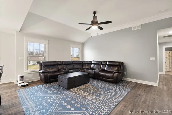 $389,900 | 4219 Toms Way, Jeffersonville, IN 47130