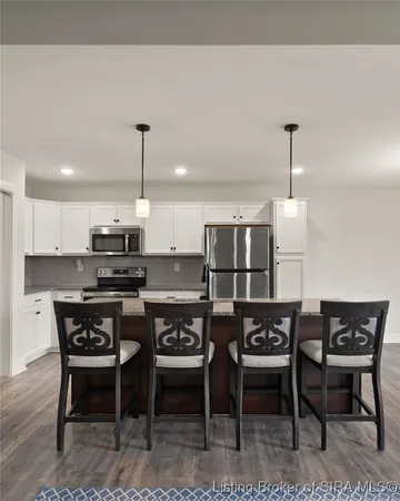 $389,900 | 4219 Toms Way, Jeffersonville, IN 47130