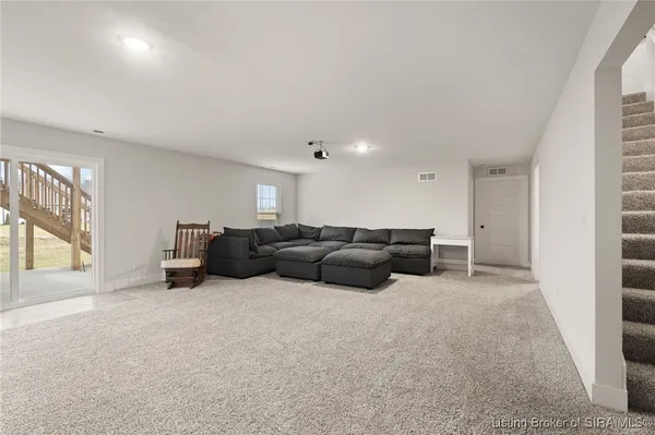 $389,900 | 4219 Toms Way, Jeffersonville, IN 47130