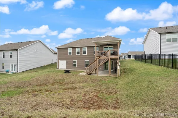 $389,900 | 4219 Toms Way, Jeffersonville, IN 47130