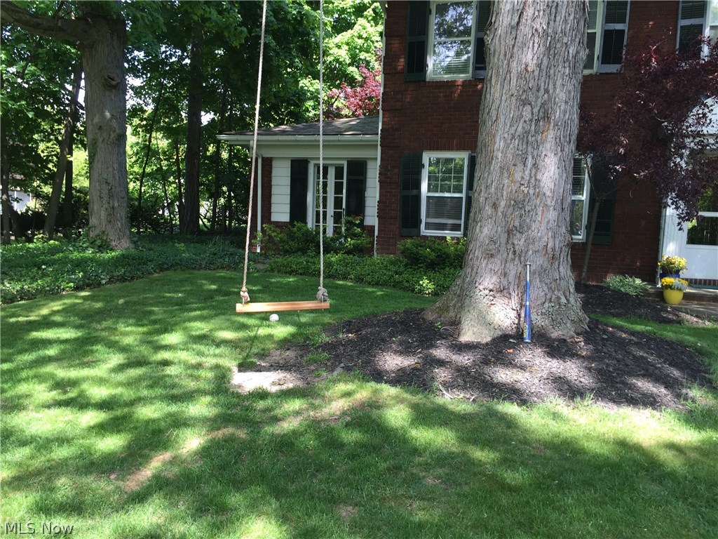 2891 Weybridge Road Cleveland, OH 44120 - Photo 30 of 34