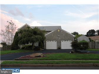 844 Cliff Road Bensalem, PA 19020 - Photo 1 of 3 Gallery Image 1