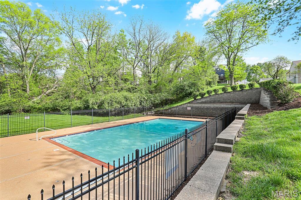 630 Cascade Lk Court Ballwin, MO 63021 - Photo 29 of 30