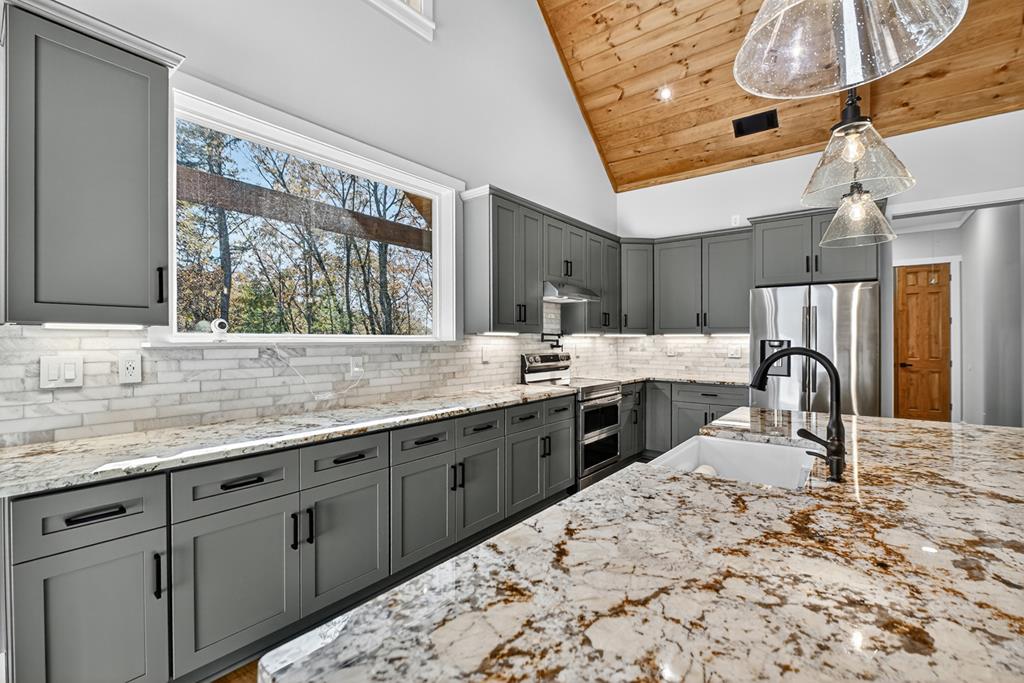 289 Scott Hollow Road Ellijay, GA 30540 - Photo 19 of 45 Exotic granite countertops