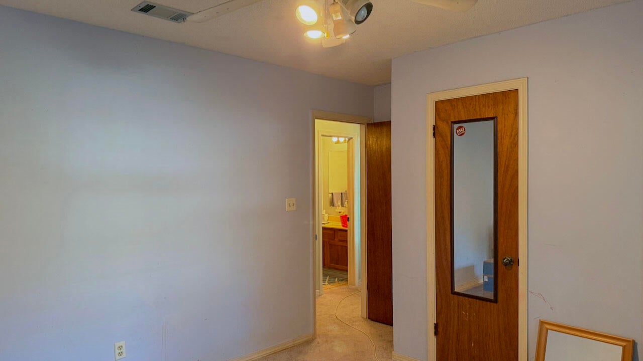 1017 Pinetree Road Mary Esther, FL 32569 - Photo 19 of 36 Gallery Image 19
