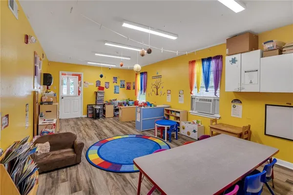 $385,000 | 34 Old Hickory Avenue, Chalmette, LA 70043