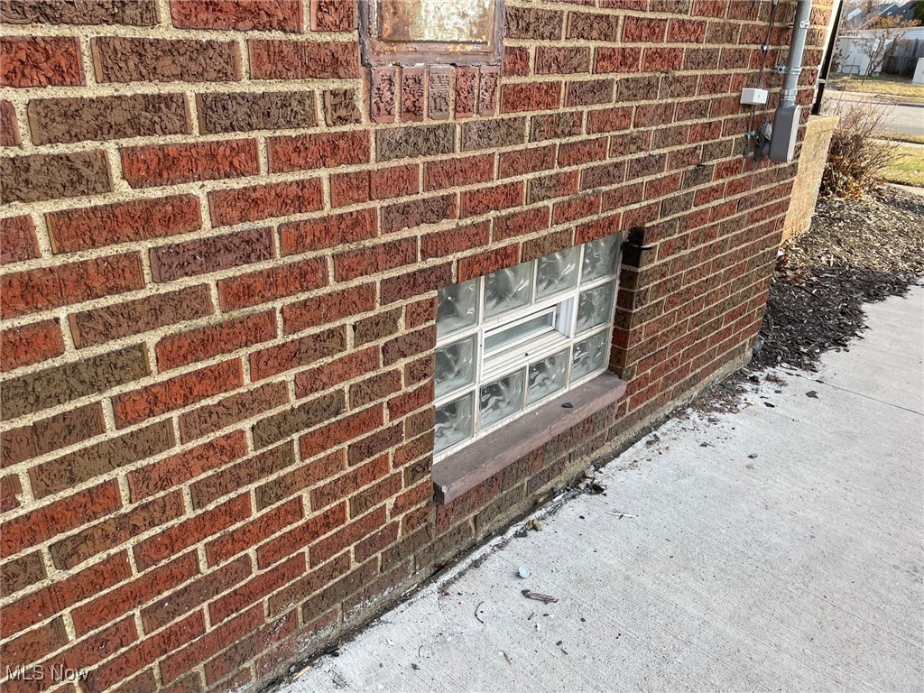 466 Babbitt Road Euclid, OH 44123 - Photo 3 of 36 Glass block basement windoews