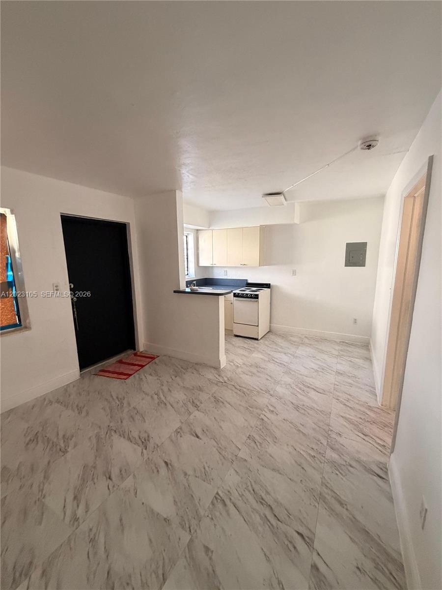 154 West 26th Street, Unit 2 Hialeah, FL 33010 - Photo 1 of 7