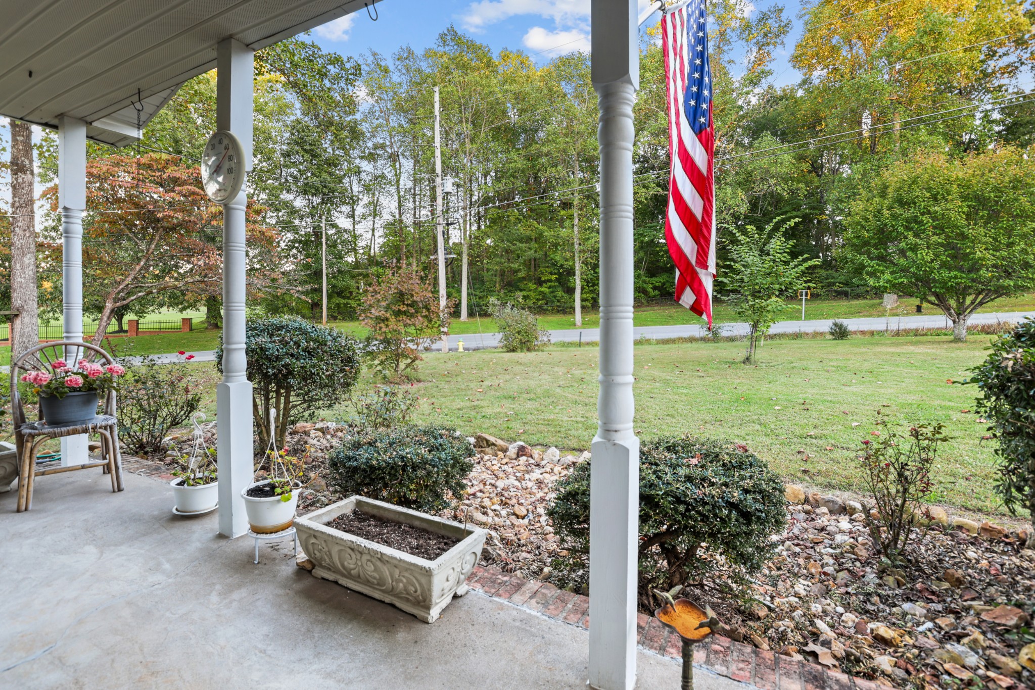 236 Old Columbia Road Dickson, TN 37055 - Photo 2 of 26 a view of a park with a table and chairs