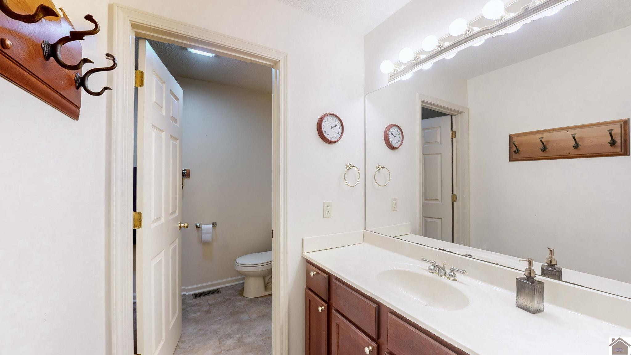 2179 Douglas Road Murray, KY 42071 - Photo 17 of 34 Photo 17