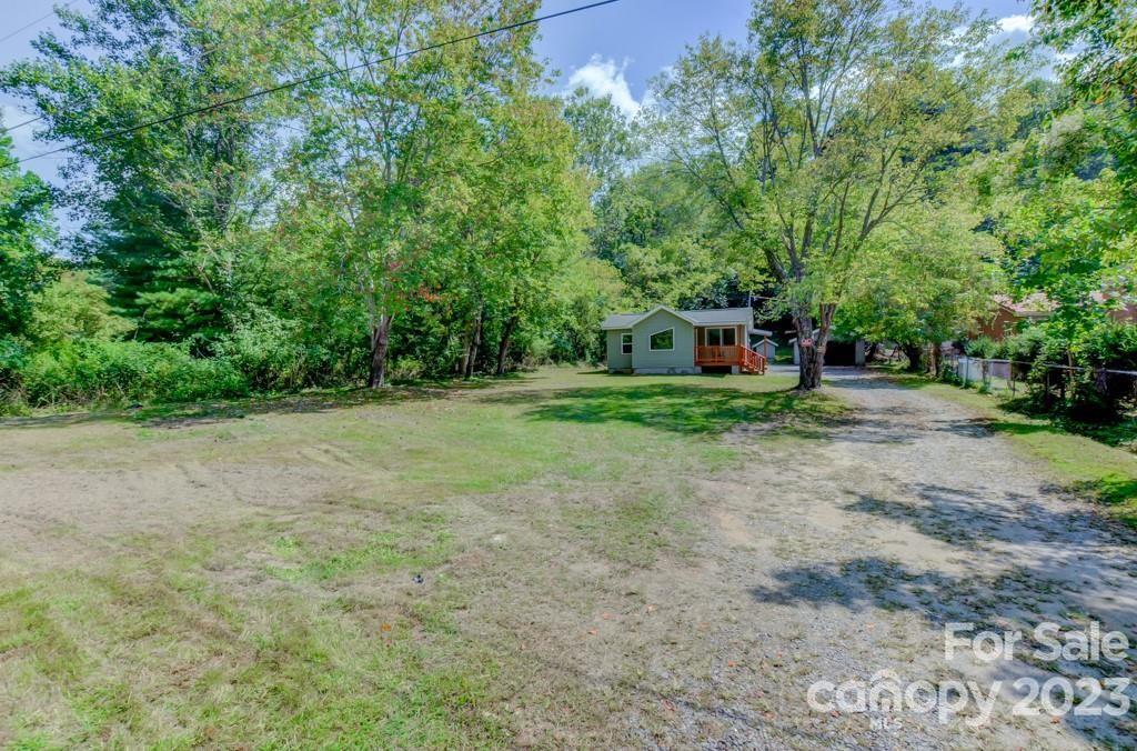 650 Old Lytle Cove Road Swannanoa, NC 28778 - Photo 12 of 16 Gallery Image 12