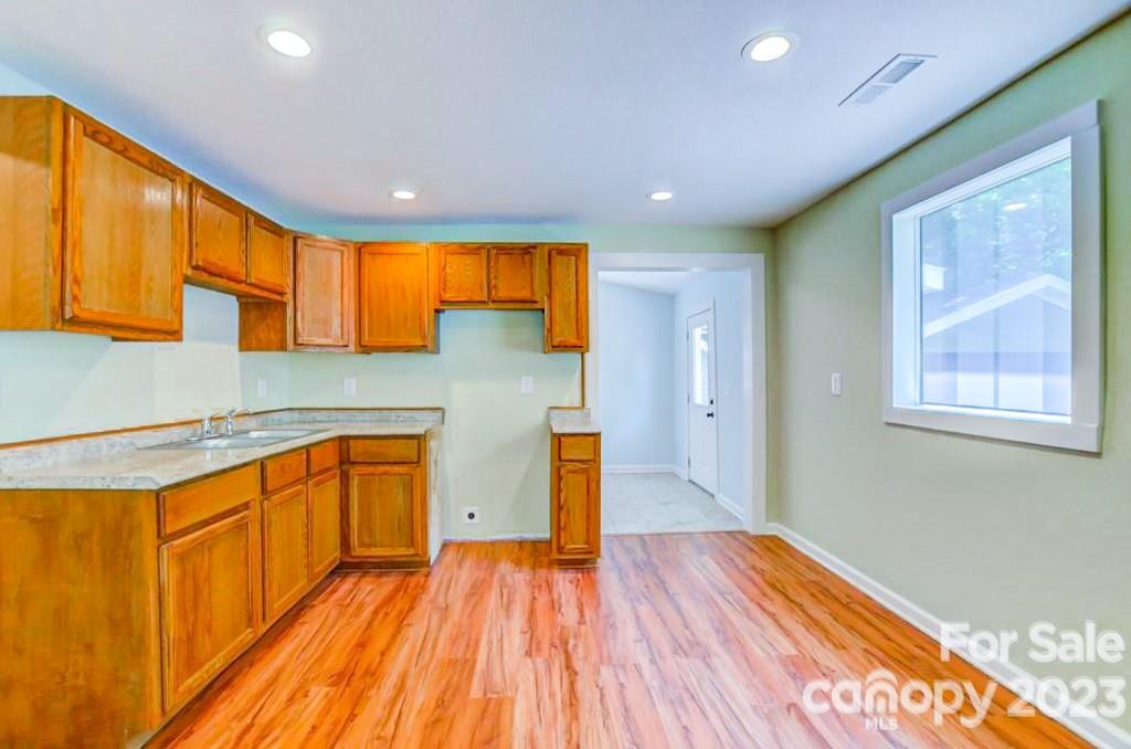 650 Old Lytle Cove Road Swannanoa, NC 28778 - Photo 3 of 16 Gallery Image 3