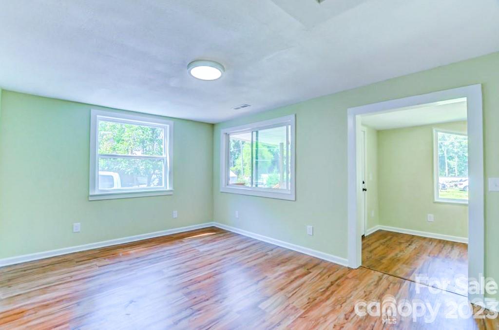 650 Old Lytle Cove Road Swannanoa, NC 28778 - Photo 6 of 16 Gallery Image 6