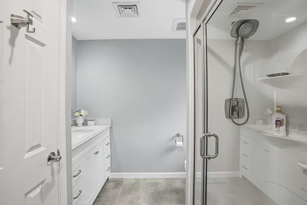 $950,000 | 22 Pine Warbler Way, Bellingham, MA 02019