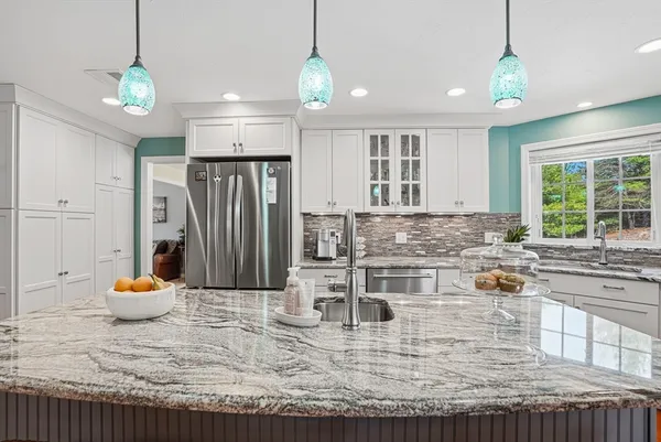 $950,000 | 22 Pine Warbler Way, Bellingham, MA 02019