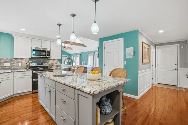 $950,000 | 22 Pine Warbler Way, Bellingham, MA 02019