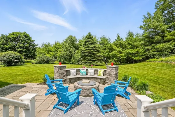 $950,000 | 22 Pine Warbler Way, Bellingham, MA 02019