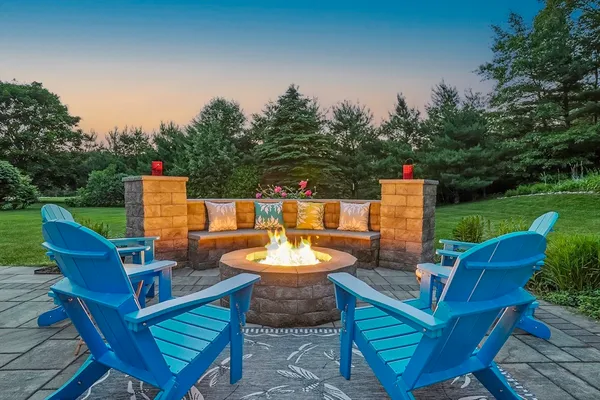 $950,000 | 22 Pine Warbler Way, Bellingham, MA 02019
