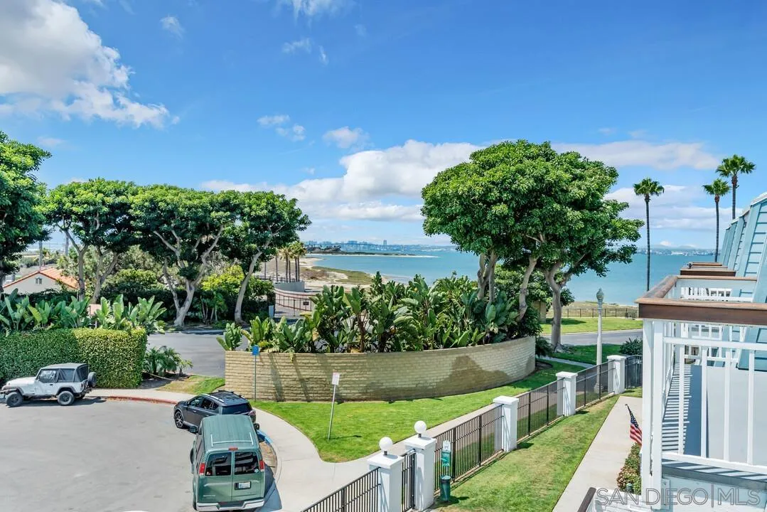 24 Montego Court Coronado, CA 92118 - Photo 41 of 71